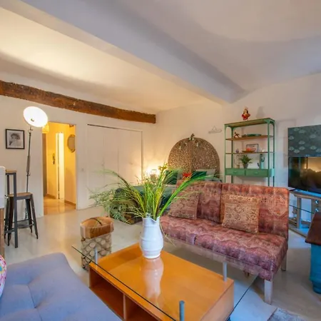 Modern Flat Close To The Port Saint-Tropez